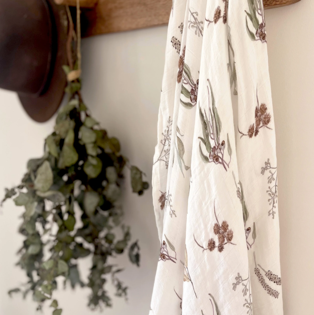 Gum Swaddle | Bamboo & Cotton Blend